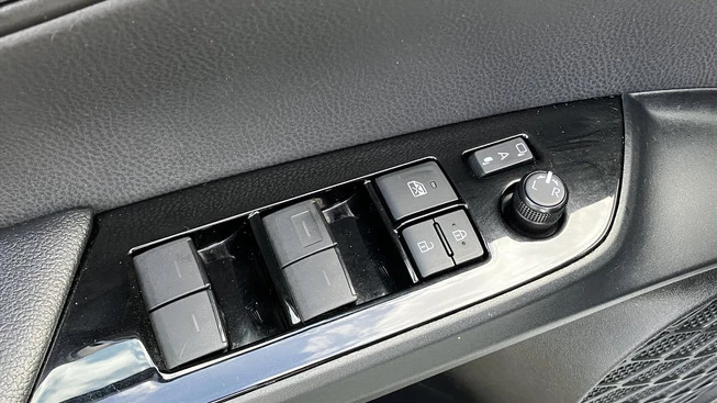 Toyota Prius - Afbeelding 15 van 30