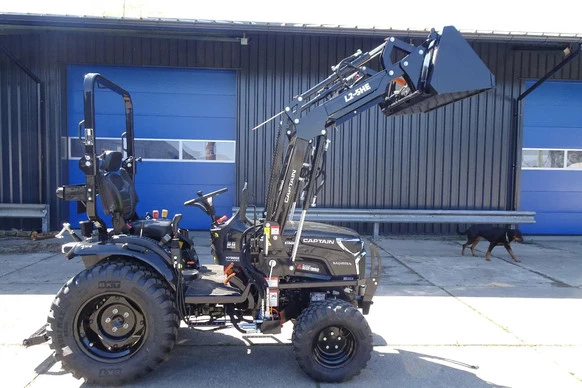 Capstan Compact tractor 263H met voorlader - Afbeelding 1 van 19