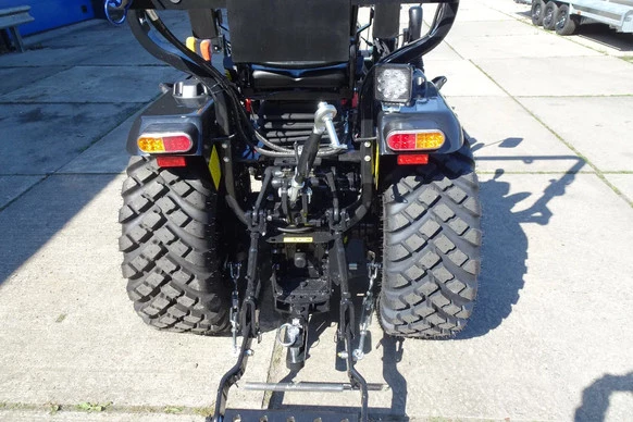 Capstan Compact tractor 263H met voorlader - Afbeelding 4 van 19