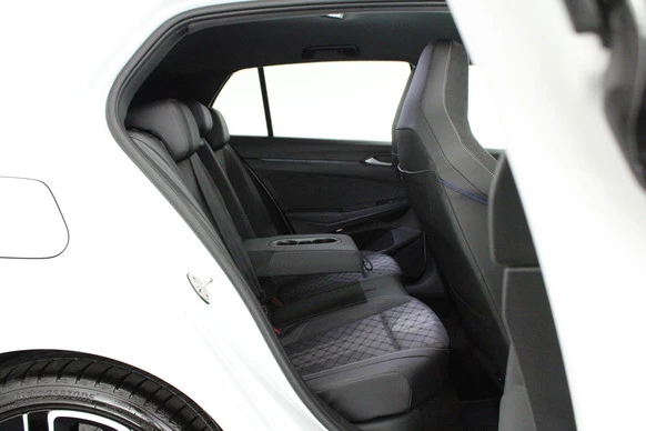 Volkswagen Golf - Afbeelding 12 van 30
