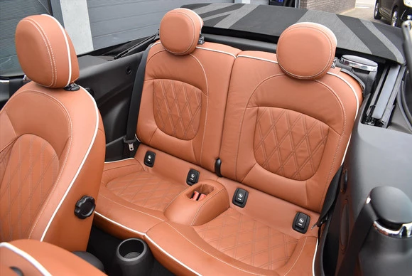 MINI Cooper S Cabrio - Afbeelding 7 van 30