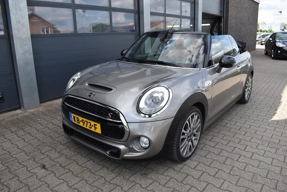 MINI Cooper S Cabrio - Afbeelding 12 van 30