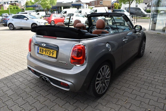 MINI Cooper S Cabrio - Afbeelding 17 van 30