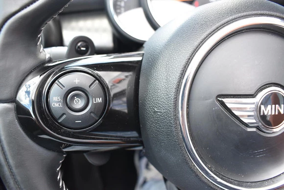 MINI Cooper S Cabrio - Afbeelding 26 van 30
