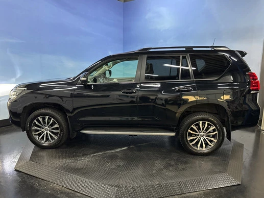 Toyota Land Cruiser - Afbeelding 2 van 30
