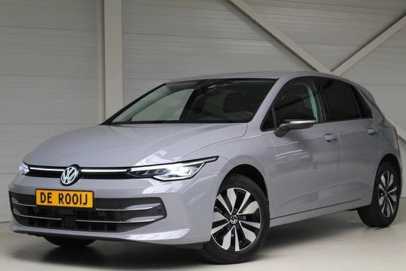 Volkswagen Golf - Afbeelding 1 van 25