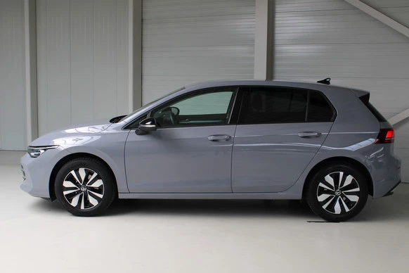 Volkswagen Golf - Afbeelding 2 van 25