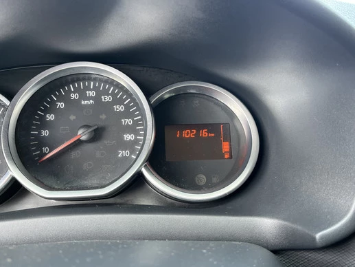 Dacia Sandero - Afbeelding 18 van 19