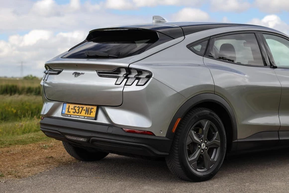 Ford Mustang Mach-E - Afbeelding 6 van 30