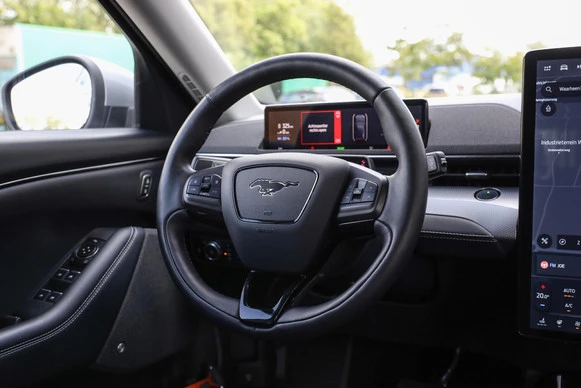 Ford Mustang Mach-E - Afbeelding 20 van 30