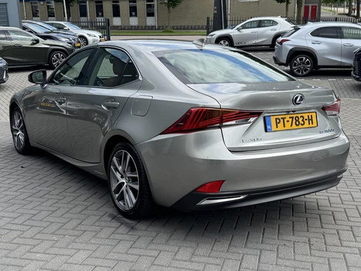 Lexus IS - Afbeelding 7 van 29