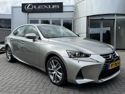 Lexus IS - Afbeelding 8 van 29