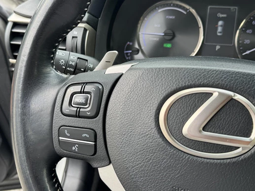 Lexus IS - Afbeelding 17 van 29