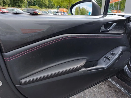 Mazda MX-5 - Afbeelding 22 van 30
