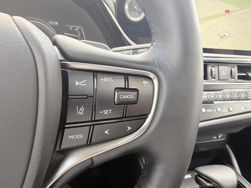 Lexus ES - Afbeelding 27 van 30