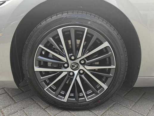 Lexus ES - Afbeelding 15 van 30