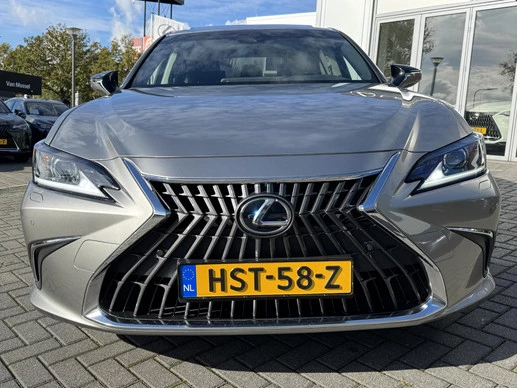 Lexus ES - Afbeelding 9 van 30