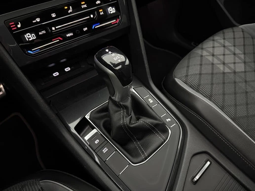 Volkswagen Tiguan - Afbeelding 23 van 30