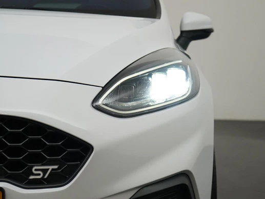 Ford Fiesta - Afbeelding 22 van 30