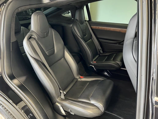Tesla Model X - Afbeelding 13 van 30