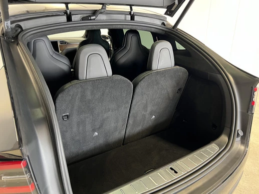 Tesla Model X - Afbeelding 17 van 30