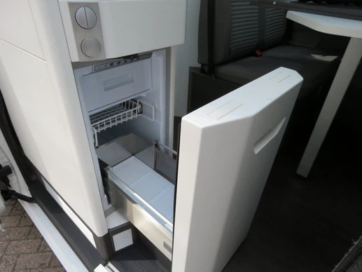 Volkswagen California - Afbeelding 28 van 30