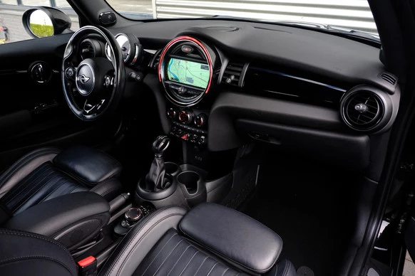 MINI Cooper S Cabrio - Afbeelding 22 van 30