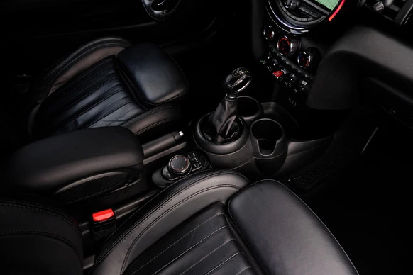 MINI Cooper S Cabrio - Afbeelding 27 van 30