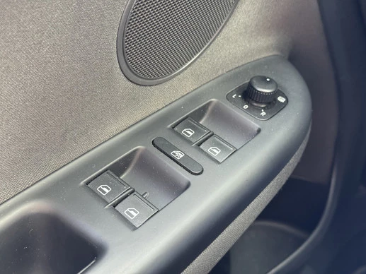 Volkswagen Golf Plus - Afbeelding 24 van 30