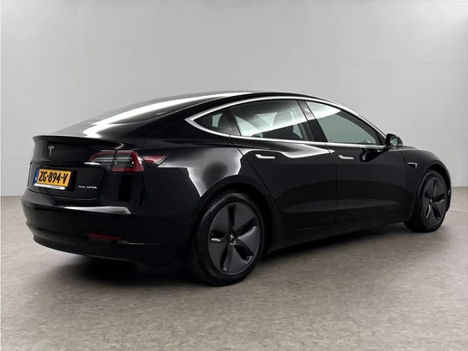 Tesla Model 3 - Afbeelding 2 van 30