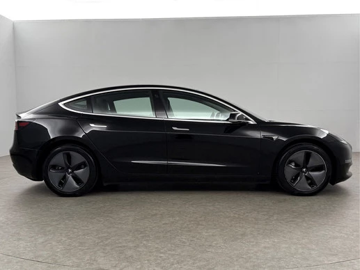 Tesla Model 3 - Afbeelding 3 van 30