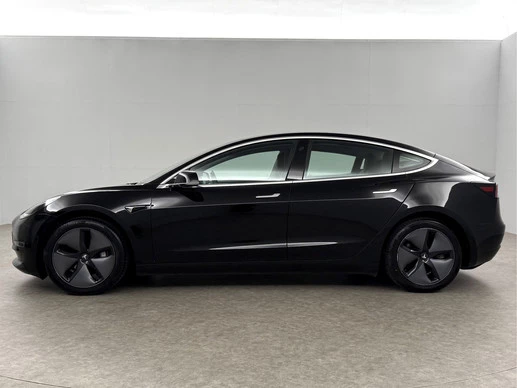 Tesla Model 3 - Afbeelding 7 van 30