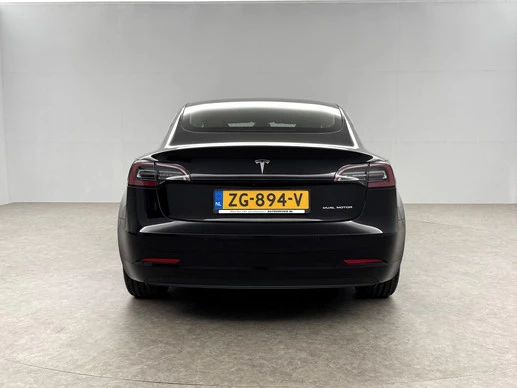 Tesla Model 3 - Afbeelding 9 van 30