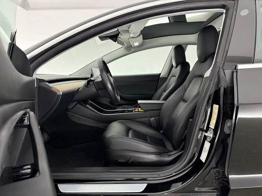 Tesla Model 3 - Afbeelding 10 van 30