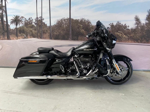 Harley-Davidson Street Glide - Afbeelding 1 van 14