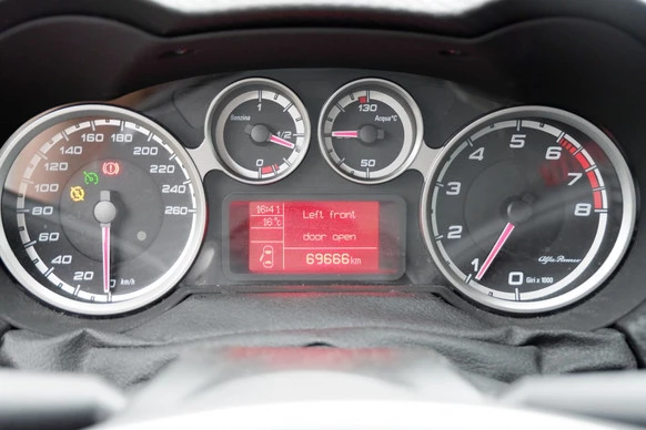 Alfa Romeo MiTo - Afbeelding 15 van 30