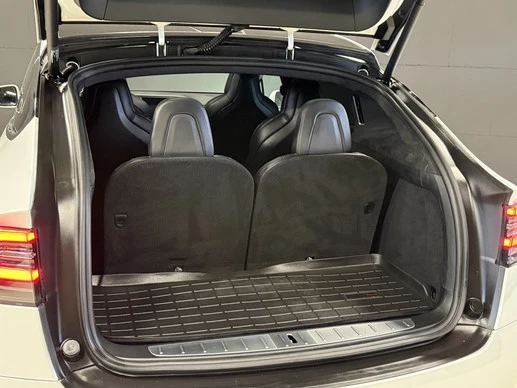 Tesla Model X - Afbeelding 11 van 30