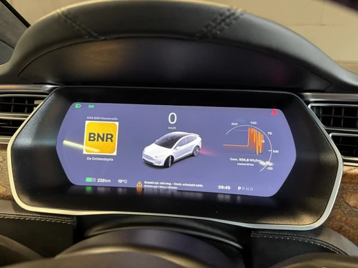 Tesla Model X - Afbeelding 18 van 30