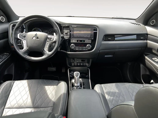 Mitsubishi Outlander - Afbeelding 15 van 27