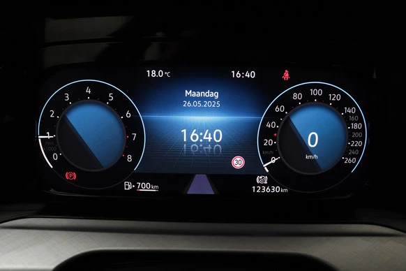Volkswagen Golf - Afbeelding 21 van 30