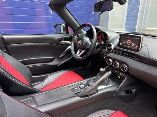 Fiat 124 Spider - Afbeelding 14 van 22