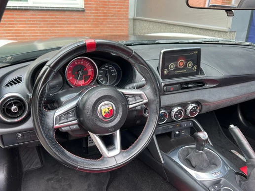 Fiat 124 Spider - Afbeelding 18 van 22
