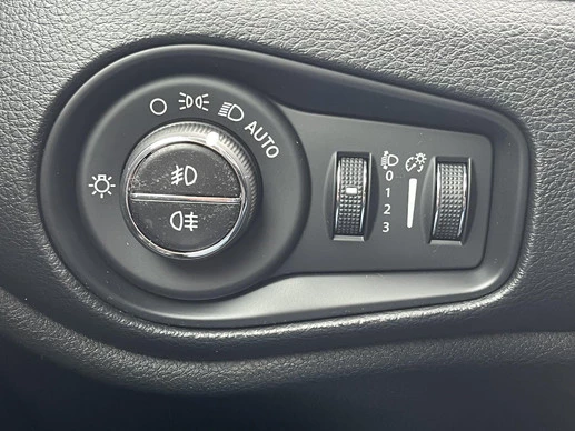 Jeep Renegade - Afbeelding 15 van 30