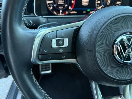 Volkswagen Golf - Afbeelding 17 van 30