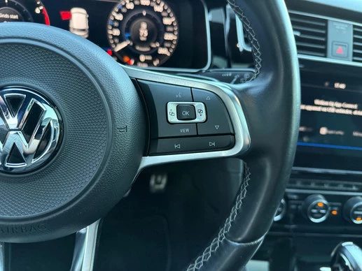 Volkswagen Golf - Afbeelding 18 van 30