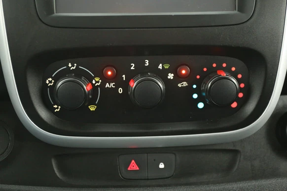 Renault Trafic - Afbeelding 15 van 29