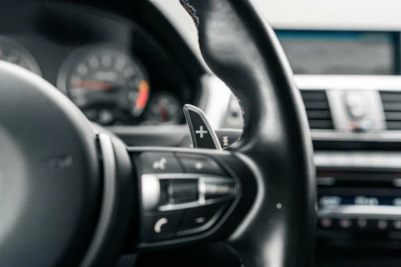 BMW M4 - Afbeelding 28 van 30