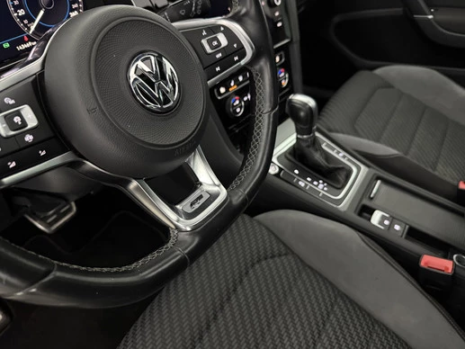 Volkswagen Golf - Afbeelding 18 van 30