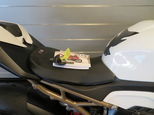 BMW S 1000 RR - Afbeelding 13 van 15