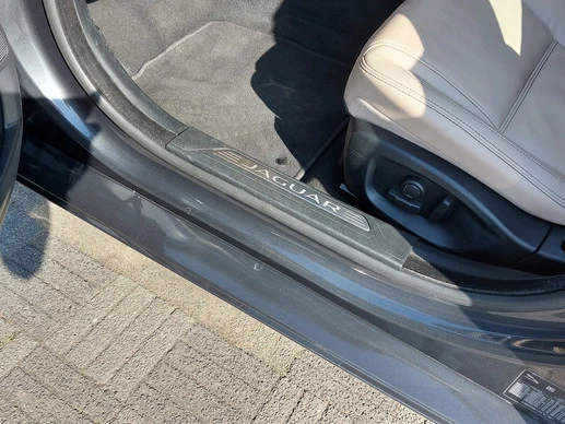 Jaguar XE - Afbeelding 30 van 30